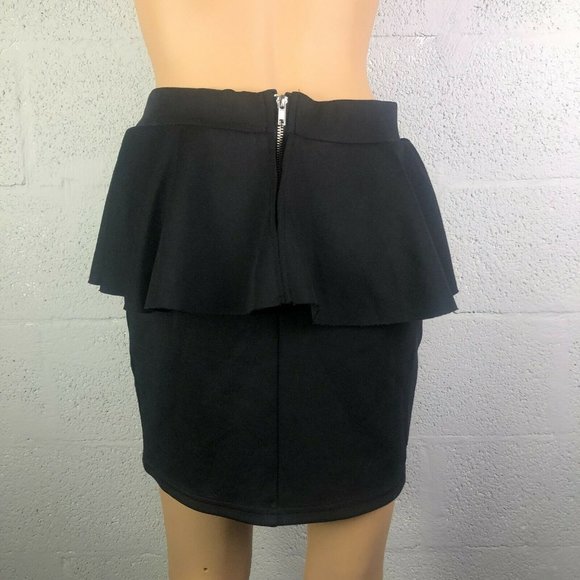 Divided By H&M Peplum Black Mini Skirt Size 8 - Picture 3 of 5